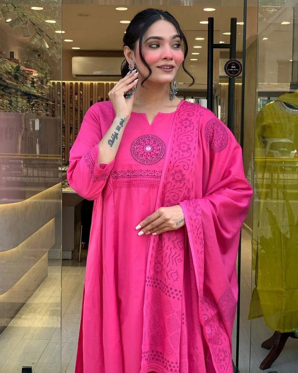Gulabi Grace Cotton Kurta Set